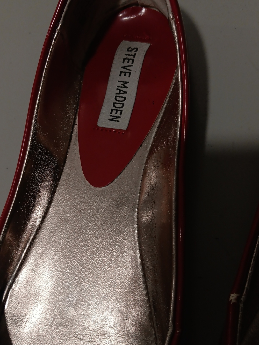 Steve Madden Women’s Red Patent  Flats - Picture 4 of 6